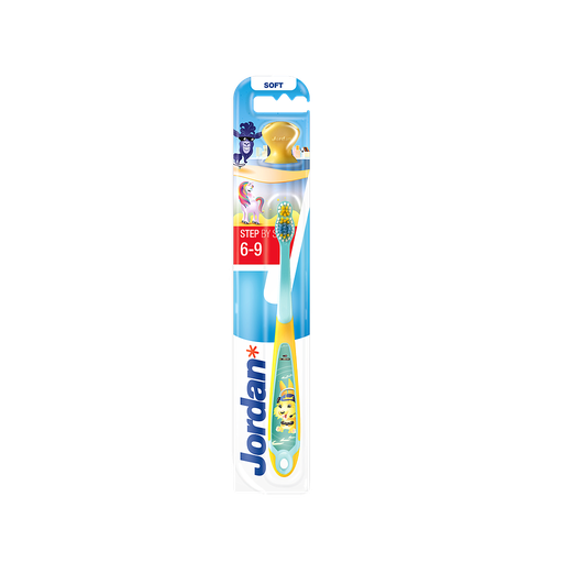 [69214] CEPILLO JORDAN KIDS STEP 6-9A 